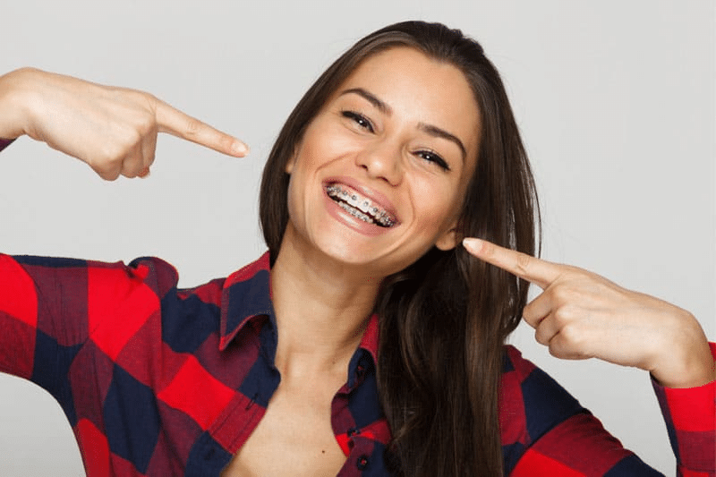 5 Reasons to Consider Adult Braces Smile Elements 1