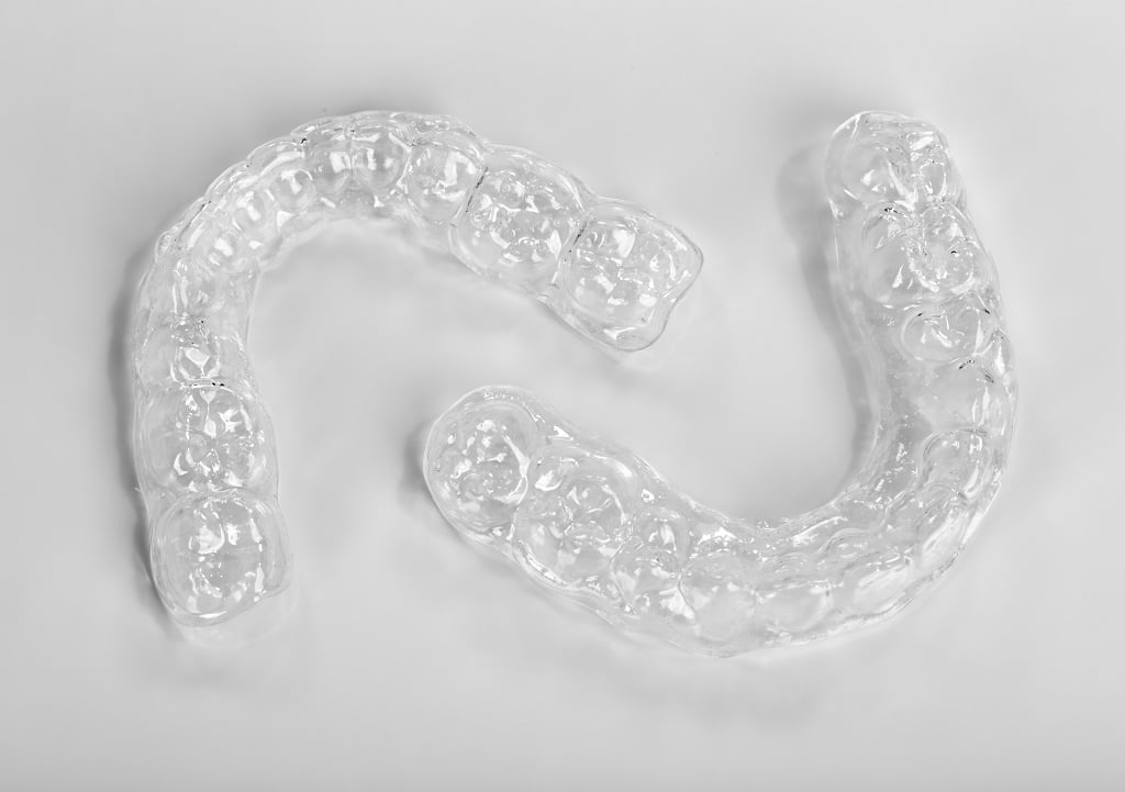 How to clean aligners